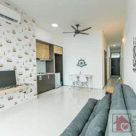 Deluxe Cozy Studio 2-4 Pax Wifi Indoor Carpark Tv Fridge Washing Machine Cyberjaya Exterior photo